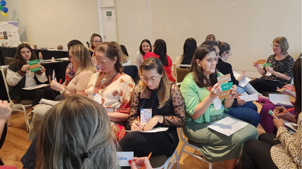 Participantes da Imersão jogando em roda